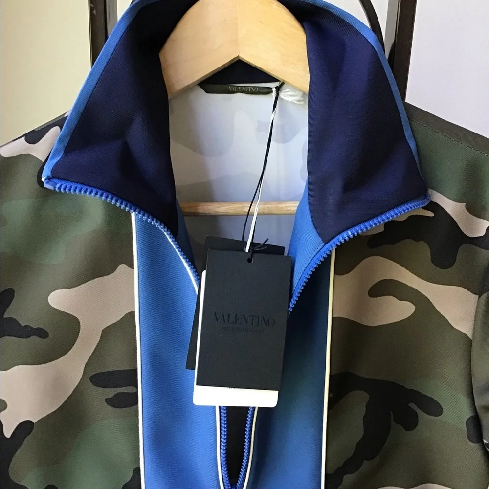 Valentino NWT Camo Jacket with Blue‎ Contrast Detailing Full Zip Army